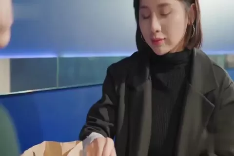 國產av影片 麻豆av傳媒 騷氣學妹激凸勾引深入口交強迫出軌