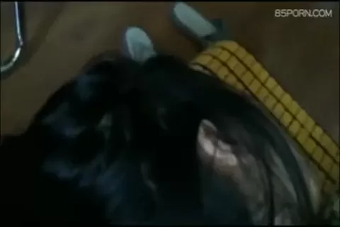 18嵗馬來西亞妹子放學回家就做愛