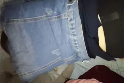 吃完饭偷偷操小女友 做愛影片流出