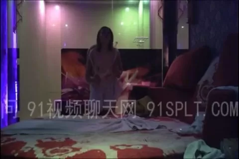 北京高级会所里狂草大胸少妇