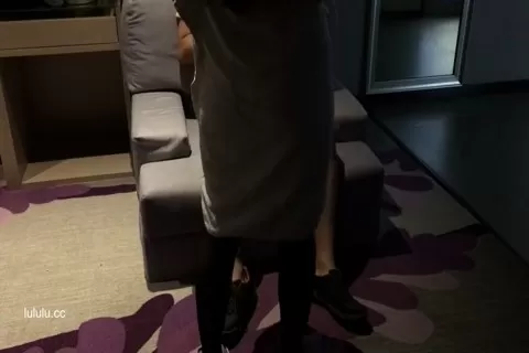 后入肥臀黑丝女神