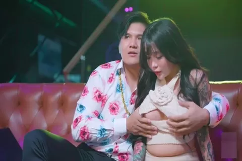 國產av影片 變態透明人間 操能力催眠爆乳DJ幹了個爽 蘇櫻花 中文字幕